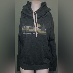 Techstyles Green Hoodie Yellowstone National Park